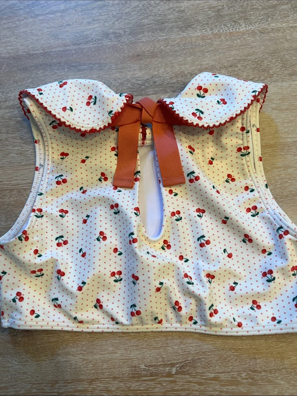 minnow girls 9/10 bathing suit top only NWOT